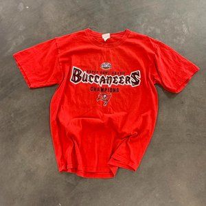 Vintage tampa bay buccaneers shirt